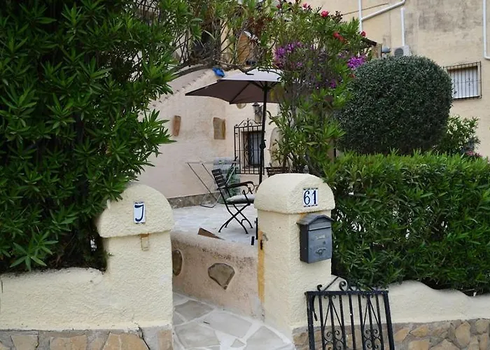 Casa Esperanza *