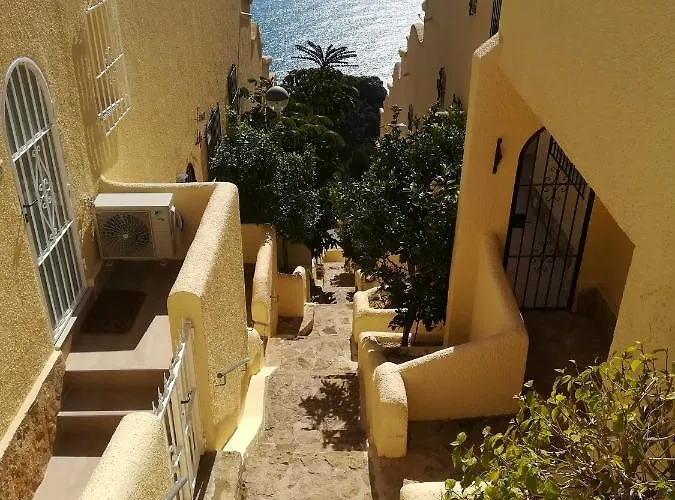 Casa Esperanza *